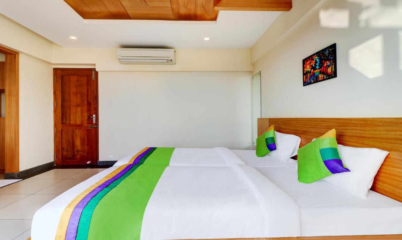 Treebo Park Hotel Thiruvananthapuram Kültér fotó