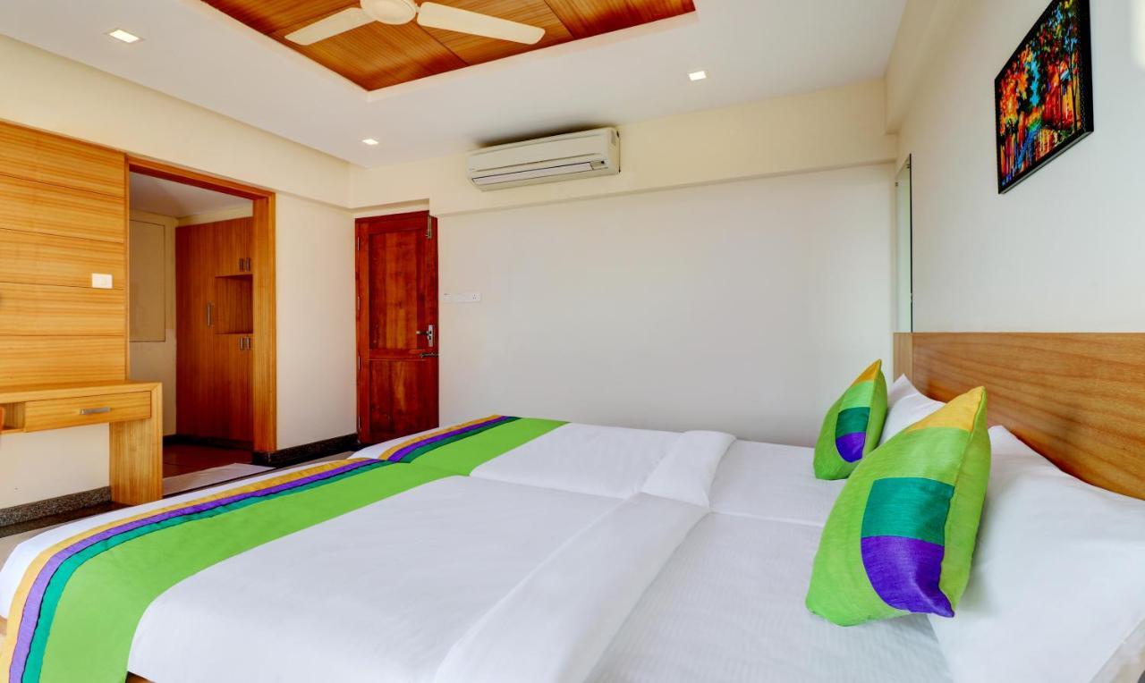 Treebo Park Hotel Thiruvananthapuram Kültér fotó