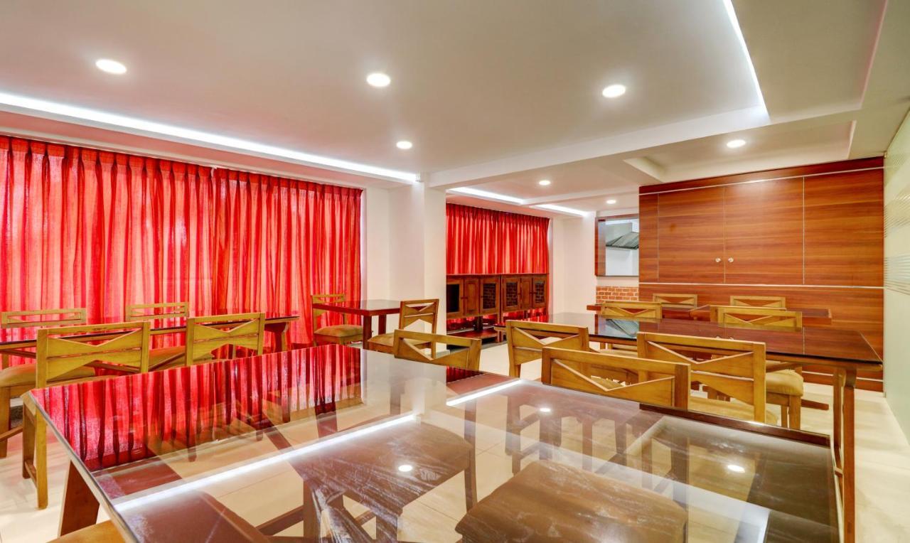 Treebo Park Hotel Thiruvananthapuram Kültér fotó