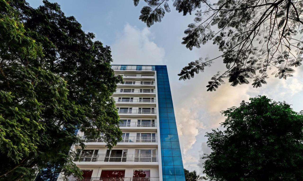 Treebo Park Hotel Thiruvananthapuram Kültér fotó